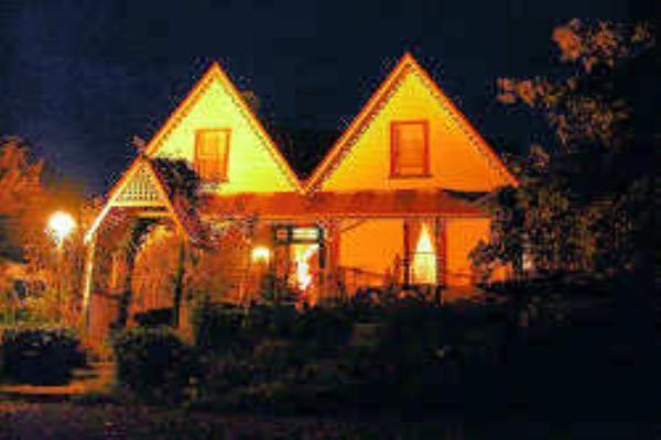 Westella Colonial B&B Accommodation Ulverstone Bagian luar foto